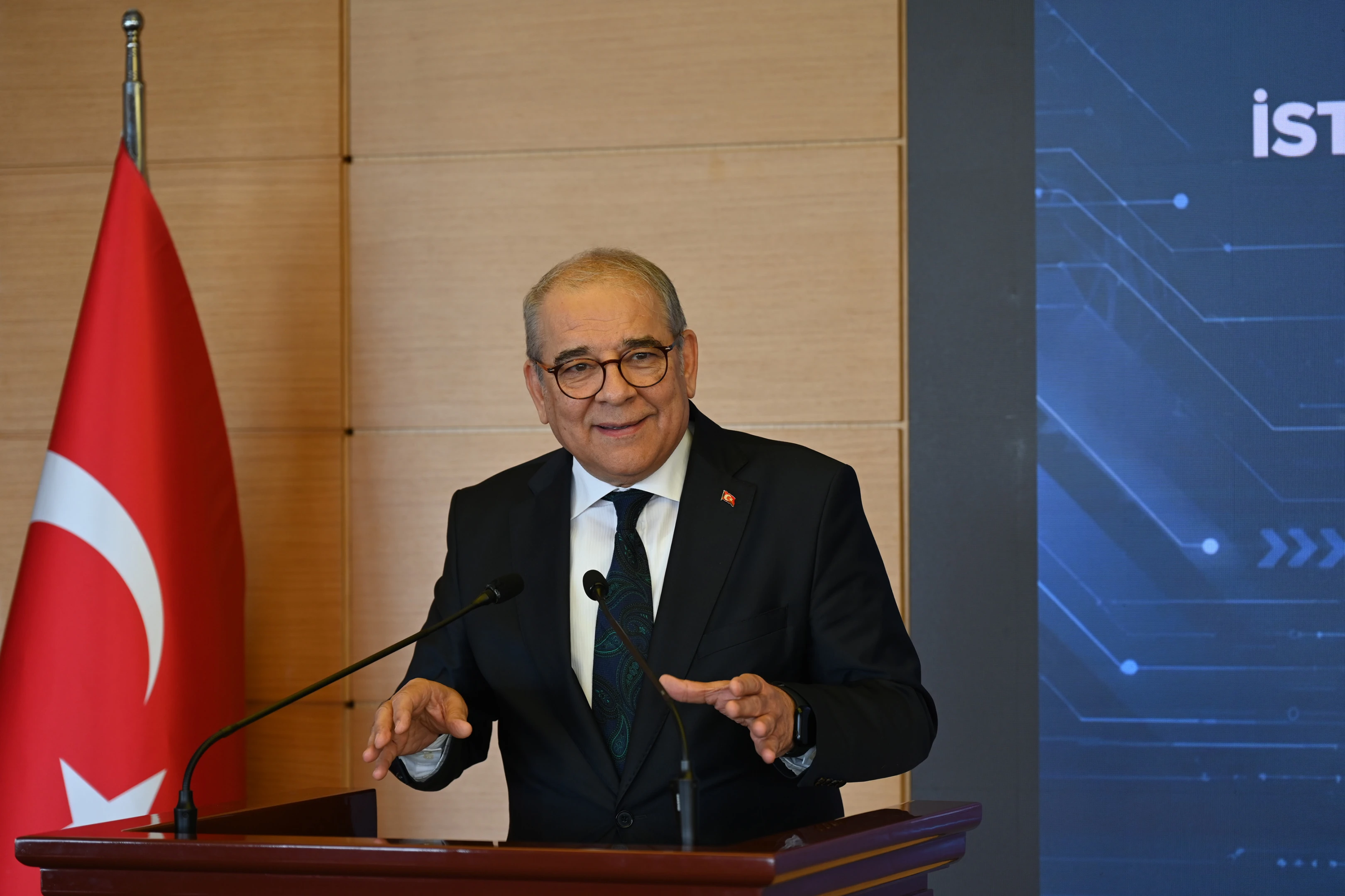 Elektrikli araç bakımının yeni ustaları hazır