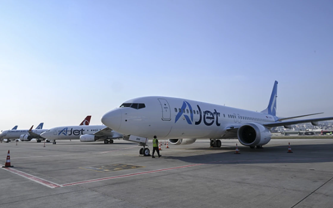 AJet'in yeni uçağı Boeing 737-8 MAX İstanbul'a geldi