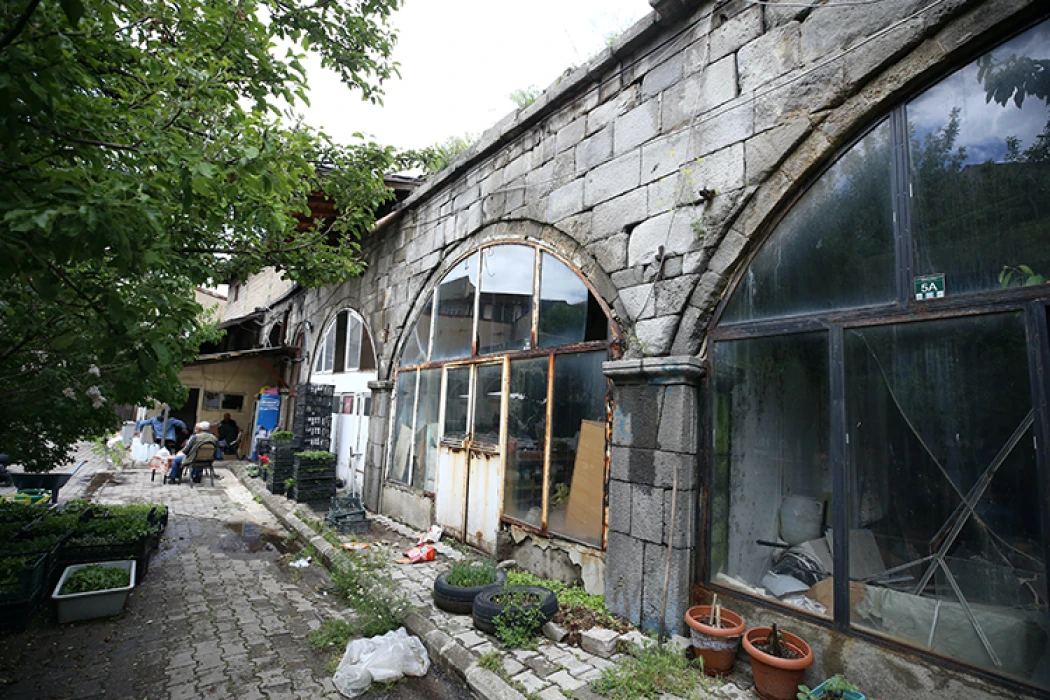 Erzurum'un Osmanlı yadigarı tarihi Hacılar Hanı, eski ihtişamlı günlerine dönecek