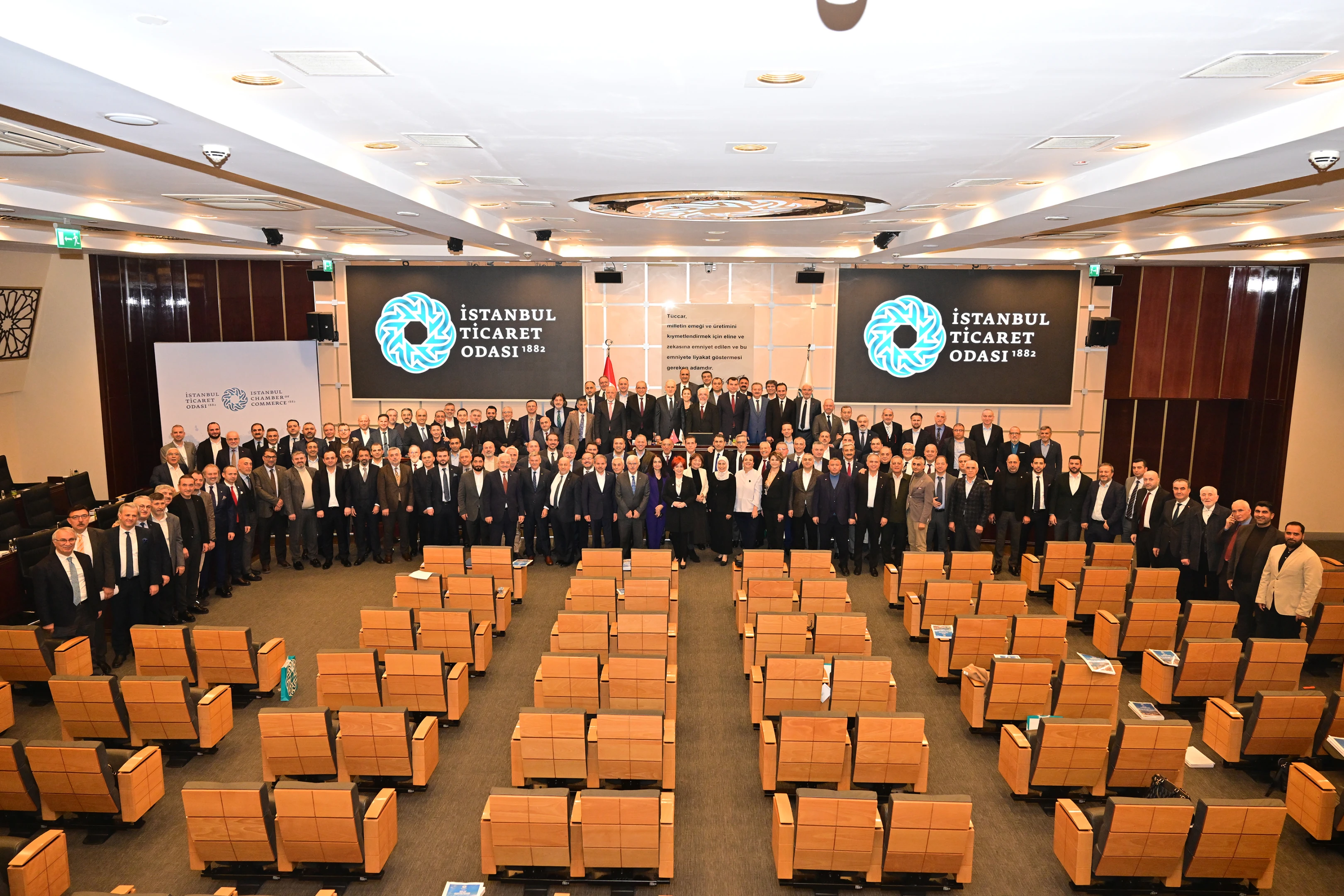 2025’te olumlu gelişmelerle istikrara sahip çıkalım