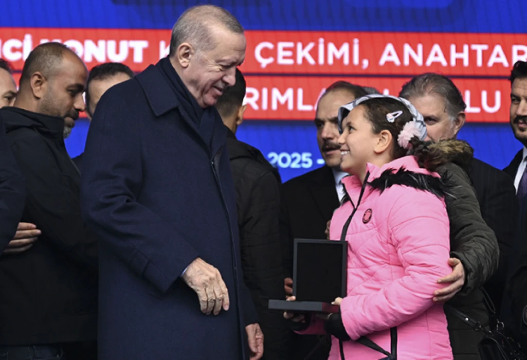 Cumhurbaşkanı Erdoğan Hatay’da açıkladı: 455 bininci afet konutu hak sahiplerine teslim edildi