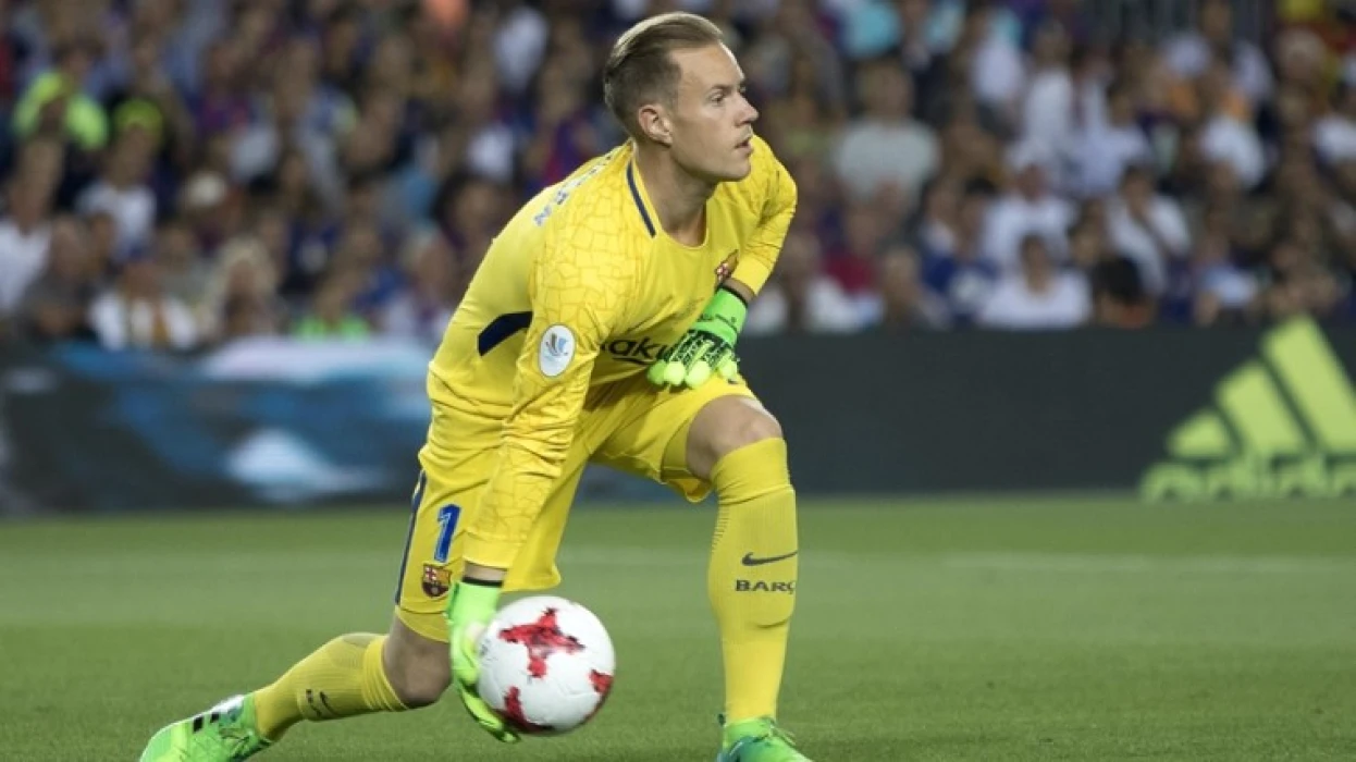 SON DAKİKA GALATASARAY TRANSFER HABERLERİ: Muslera'nın yerine Barcelona'nın yıldızı geliyor