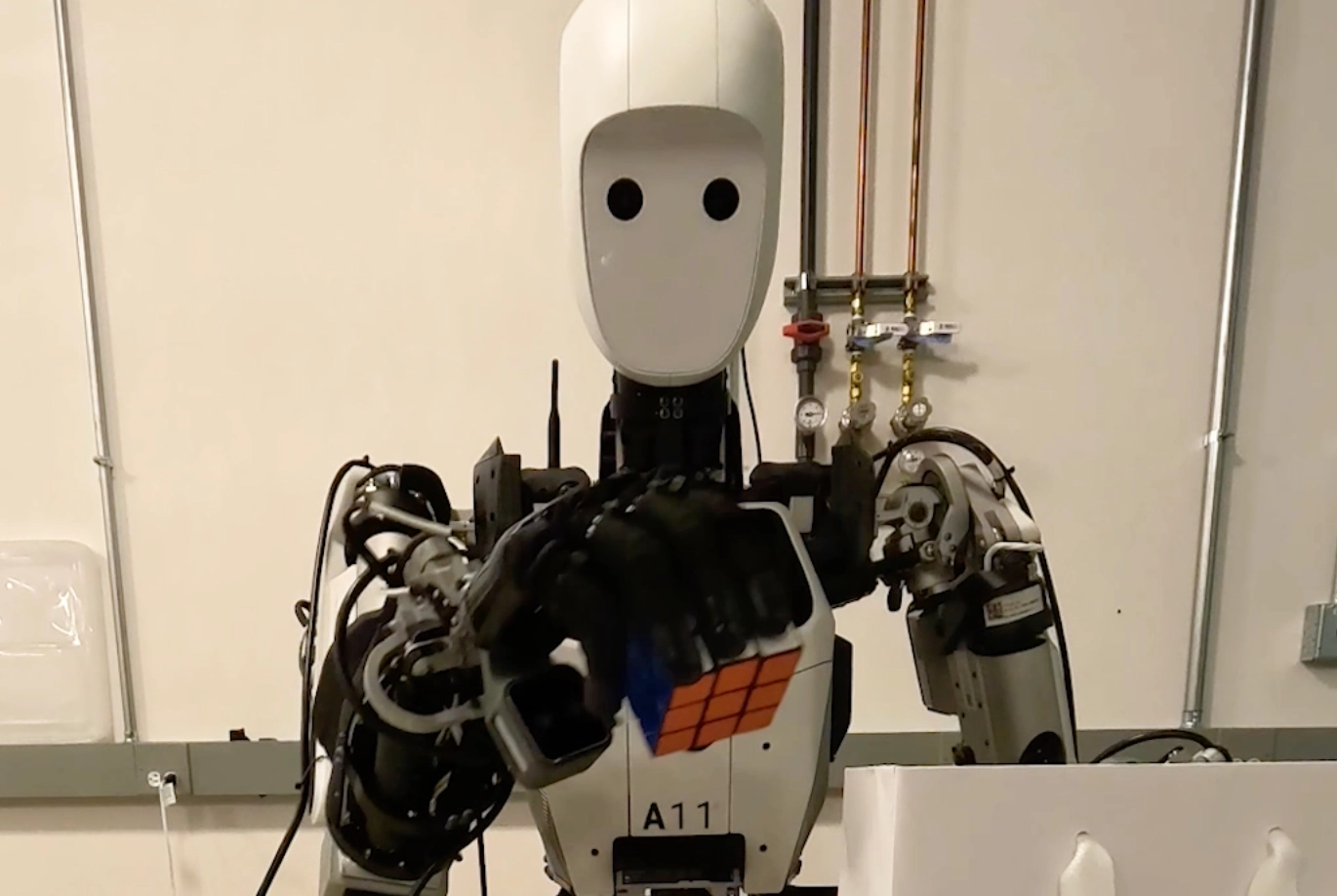 Google’dan robotlara çevrimdışı yapay zeka