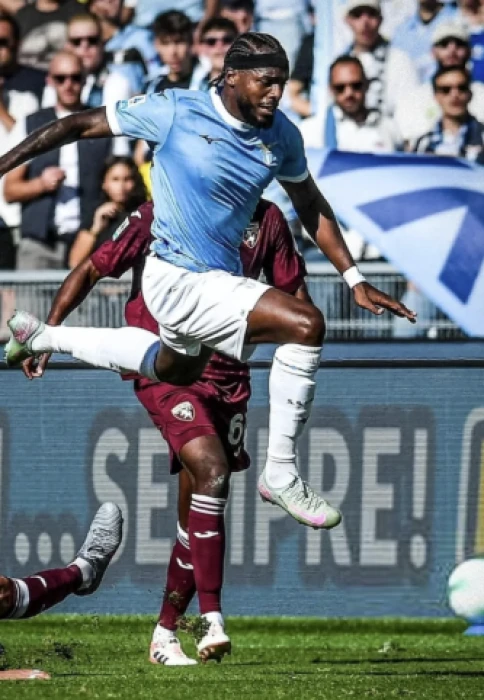 BEŞİKTAŞ TRANSFER HABERLERİ SON DAKİKA: Stoper ve sol bek transferinde anlaşma sağlandı!