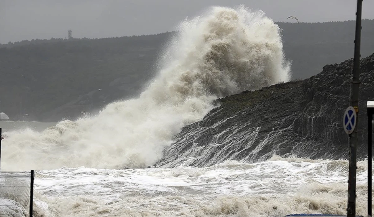HAVA DURUMU SON DAKİKA: İstanbul Valiliği’nden fırtına uyarısı: Yarından itibaren etkili olacak