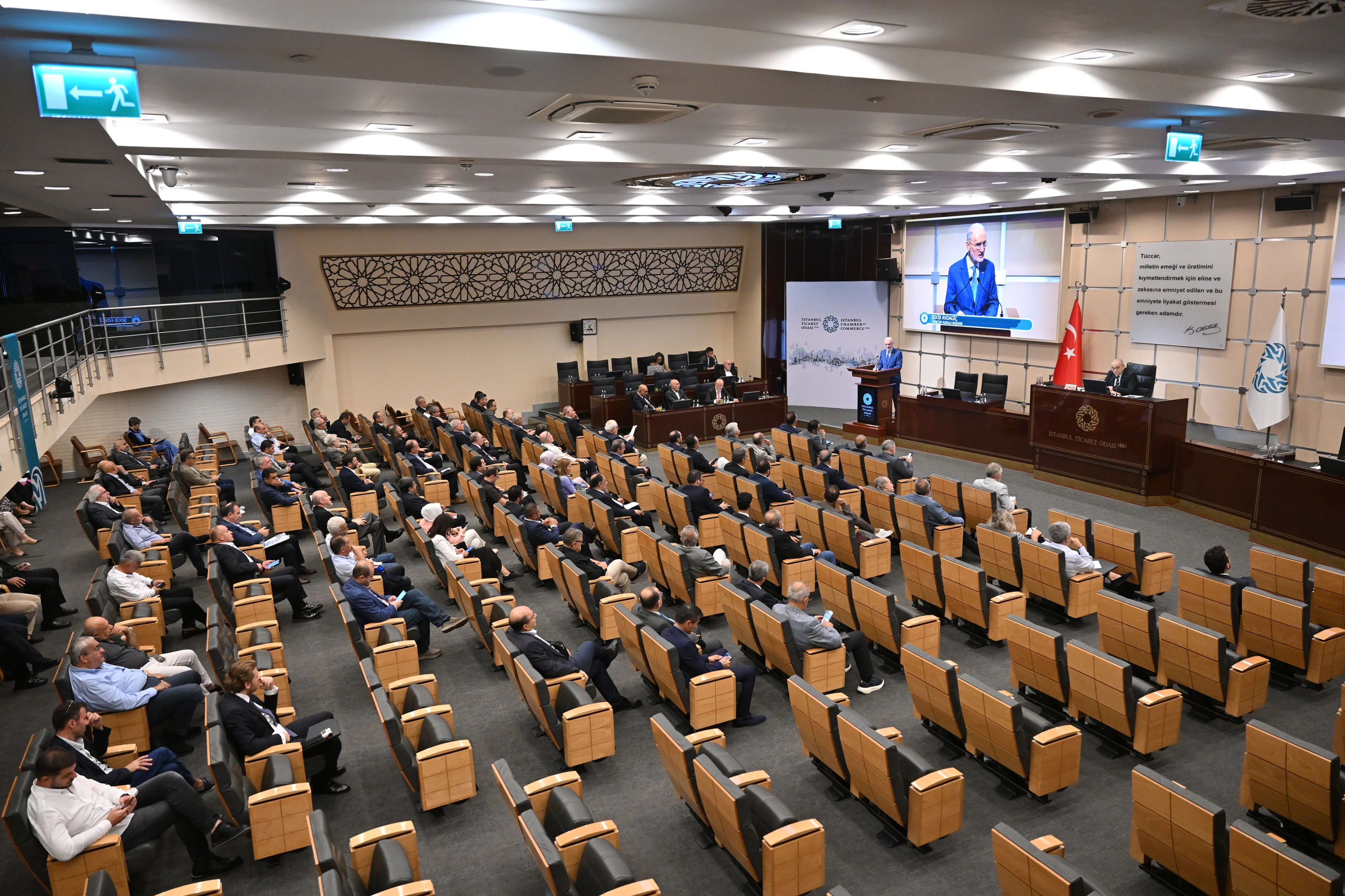 İTO Başkanı Şekib Avdagiç meslek komitelerinin önemine dikkat çekti: 'İcraatta zirveye tırmanıyoruz'