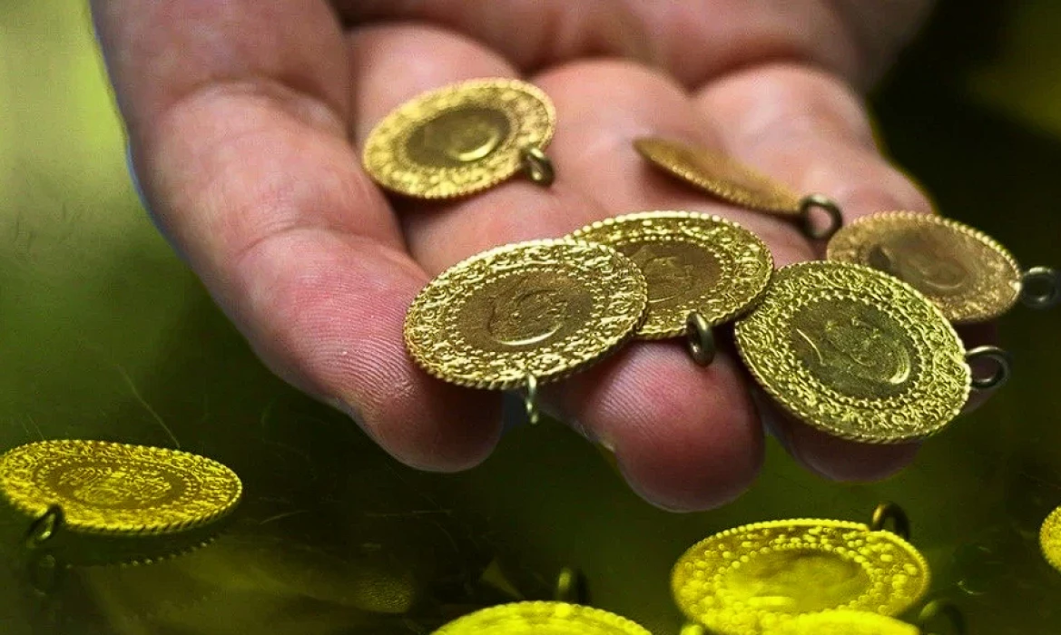 Altın 7 ay üst üste yükseldi! 53 yıl sonra bir ilk: Altın gram fiyatı 8 bin TL’yi geçti