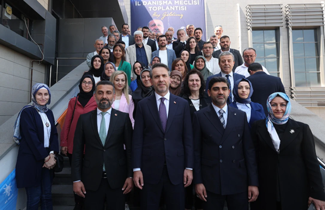 Doğal gaz üretimini 2 katına çıkaracak: Yüzer platform İstanbul'dan geçecek