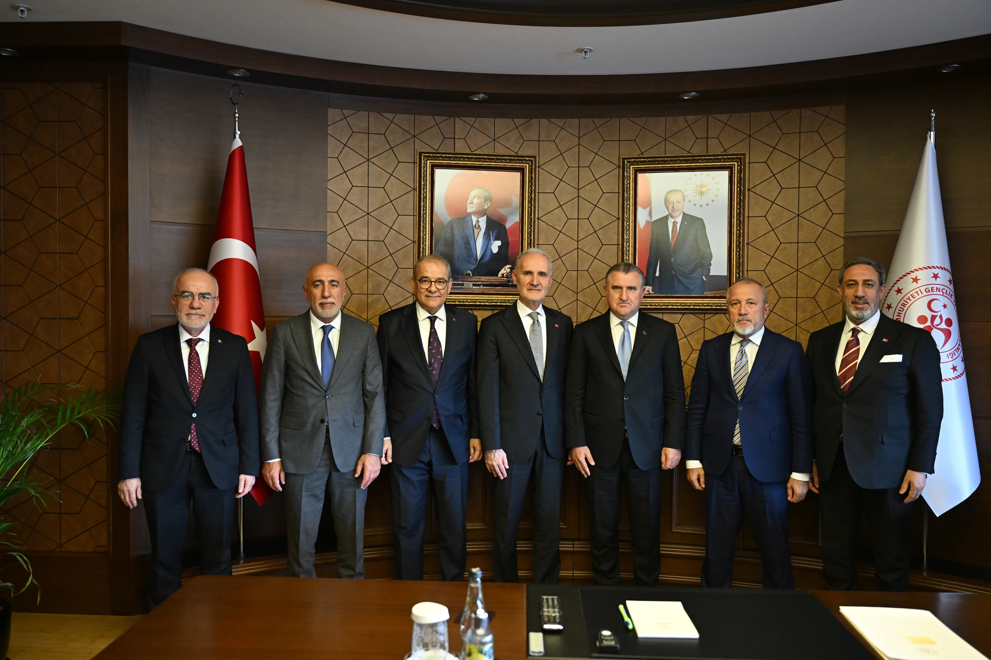 İTO, iş dünyasının önerilerini Bakanların gündemine taşıyor