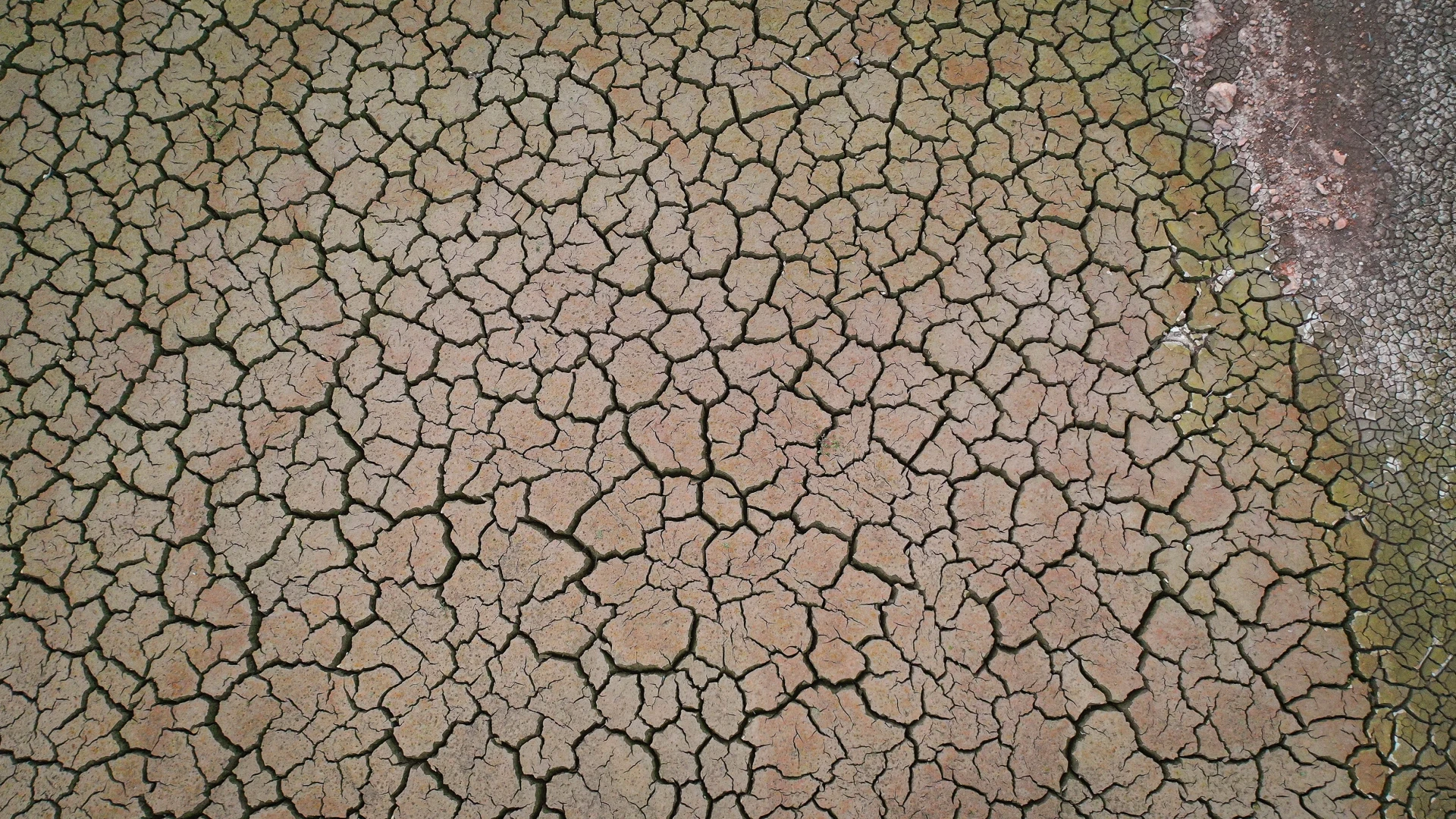 Su stresine karşı sanayi ve tarımda dönüşüm şart