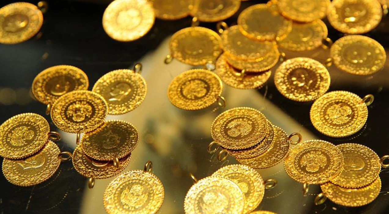 Gram altın 5.550 TL'nin üzerinde! Bu seviyelerden altın alınır mı? İslam Memiş rakam rakam açıkladı