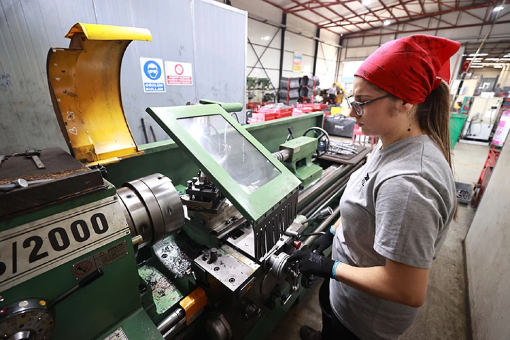 BOLAT, en hızlı büyüyen şirketler arasında: Tarım sektörüne makine tedarik ediyor