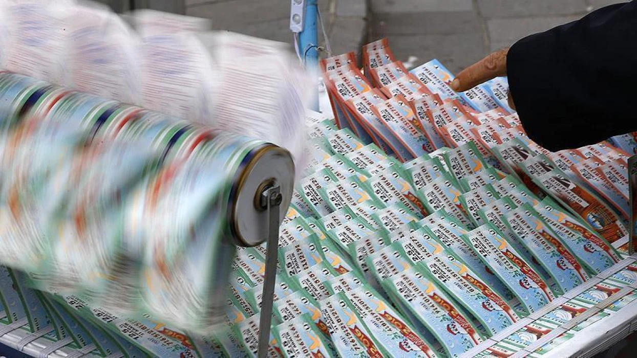 Milli Piyango büyük ikramiye numaraları açıklandı! 2025 Büyük ikramiye 3 çeyrek bilete çıktı