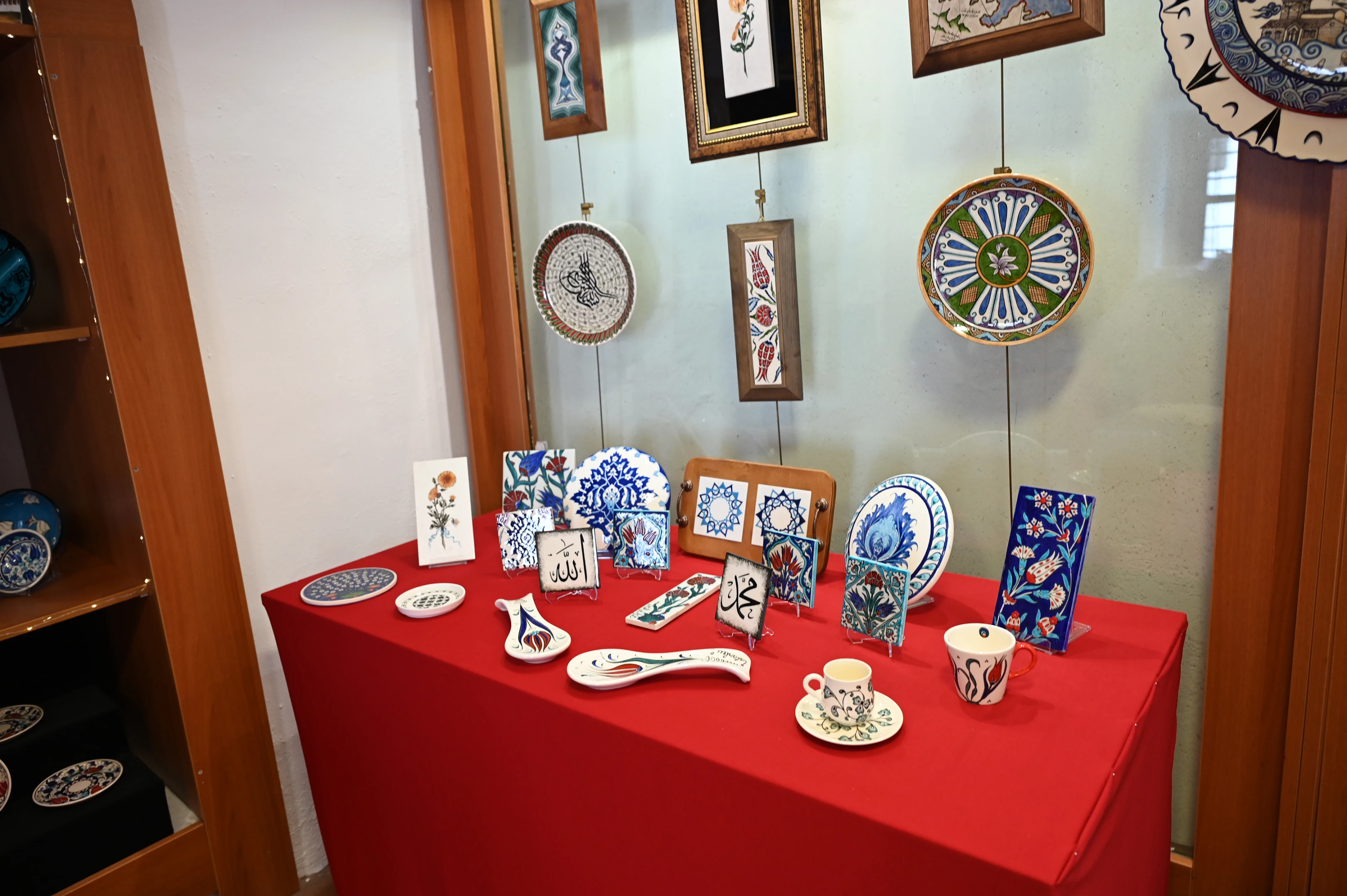 Sanatın altı rengi Hünkar Kasrı’nda