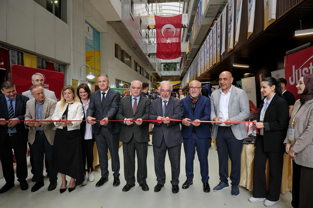 Kariyer günlerinde 90 firma öğrencilerle görüştü