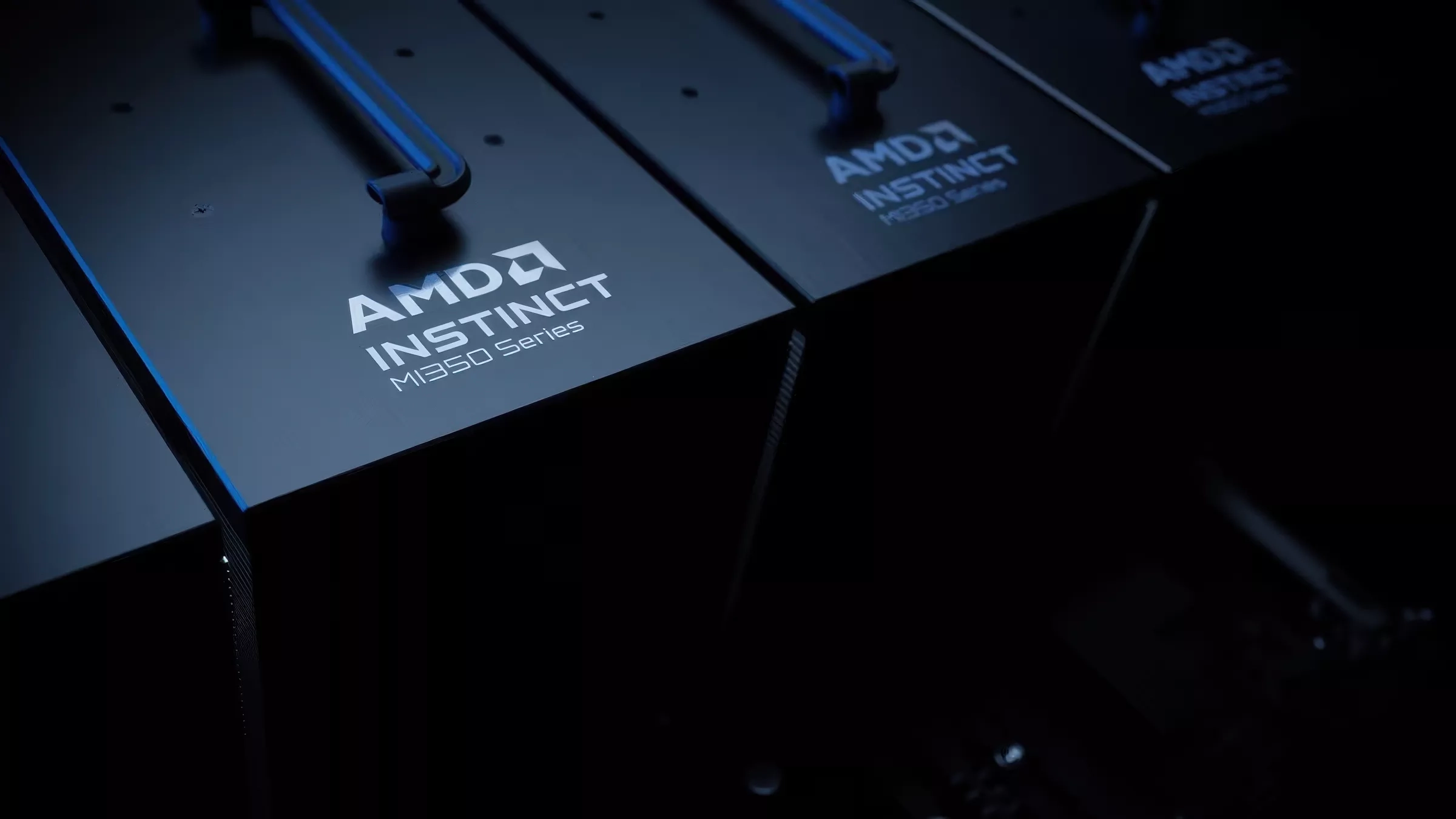 AMD, yapay zekâda vitesi artırdı