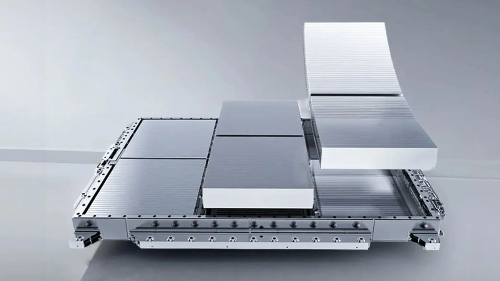 Menzil kaygısına son: BYD, 9 dakikalda şarj olan Blade EV bataryasını tanıttı