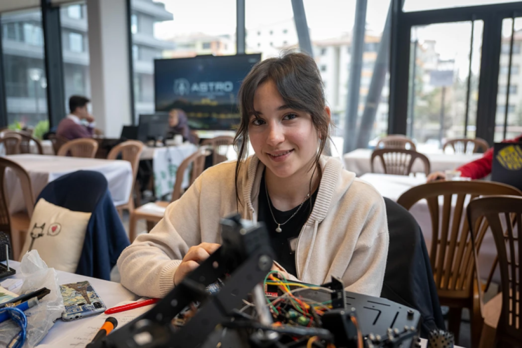 Türkiye imzalı uzay hackathonu dünyaya yayılacak