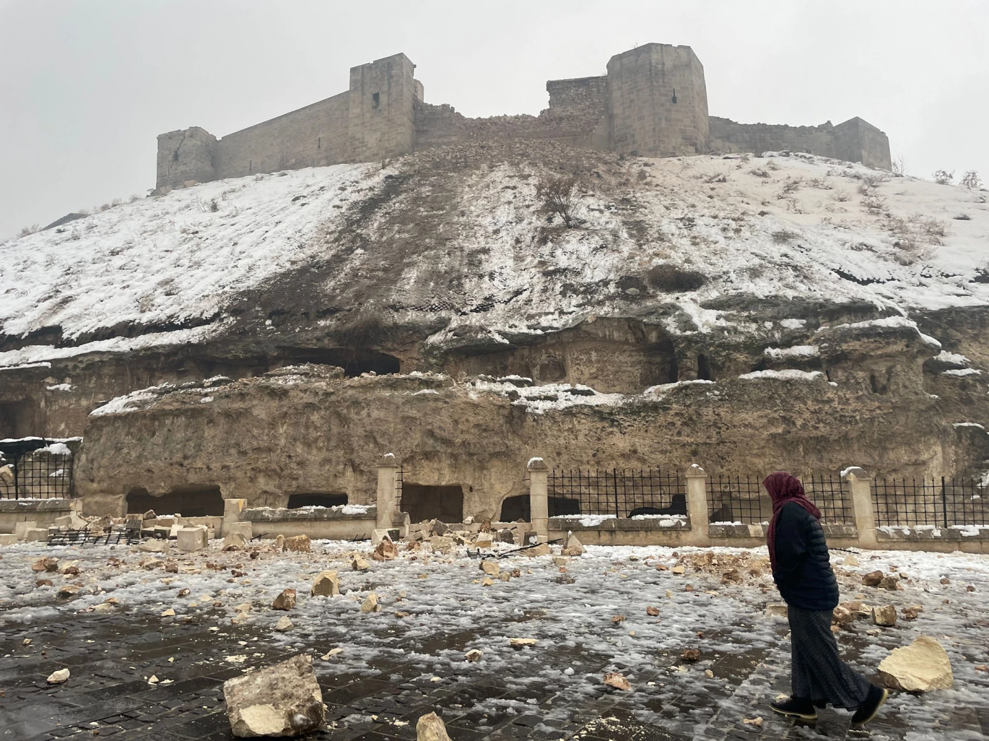 Asrın felaketi asırlık yapılara da zarar verdi