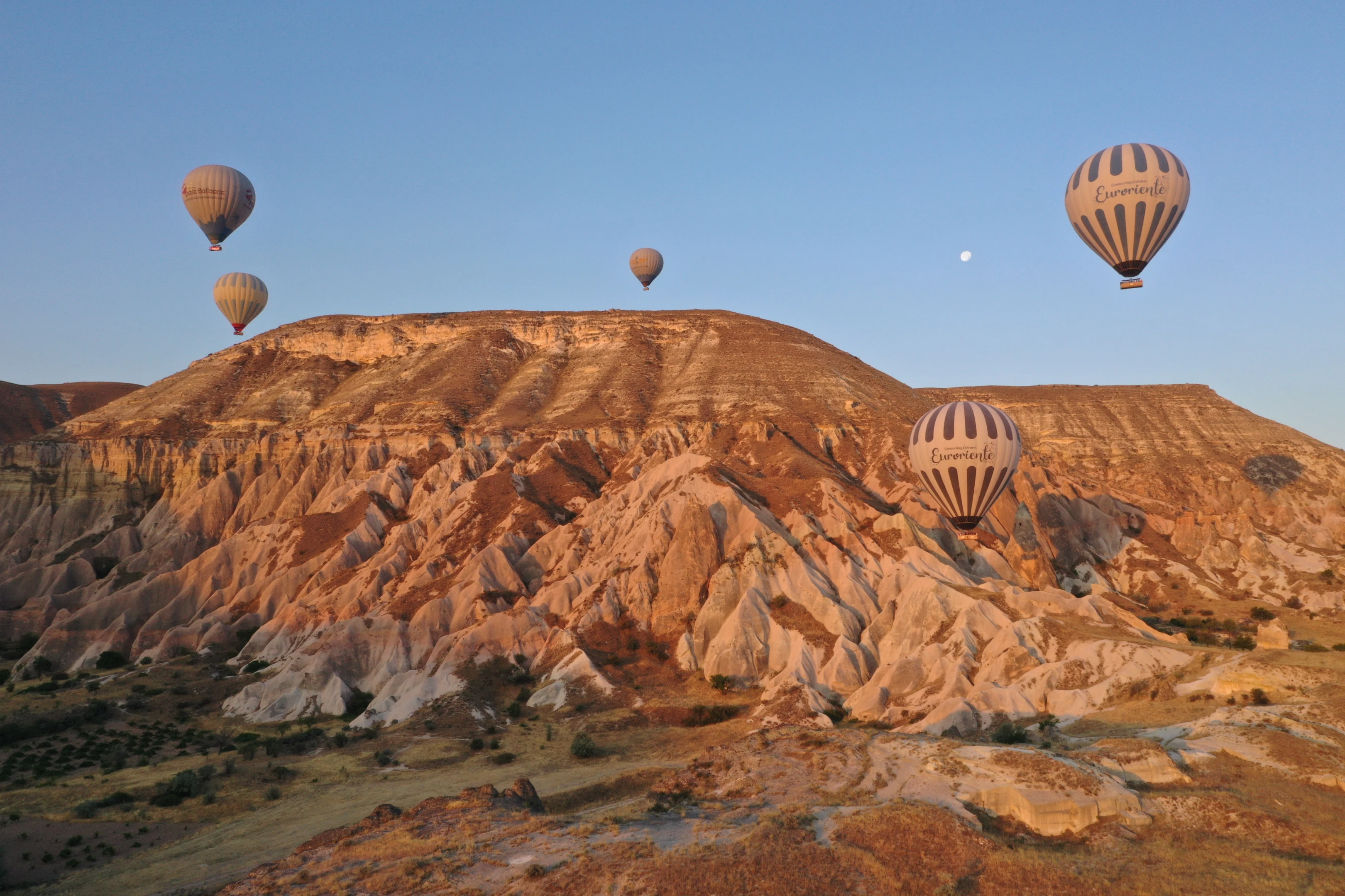 Balonların turizme katkısı artıyor! Turistler bölgeyi gökyüzünden keşfetti
