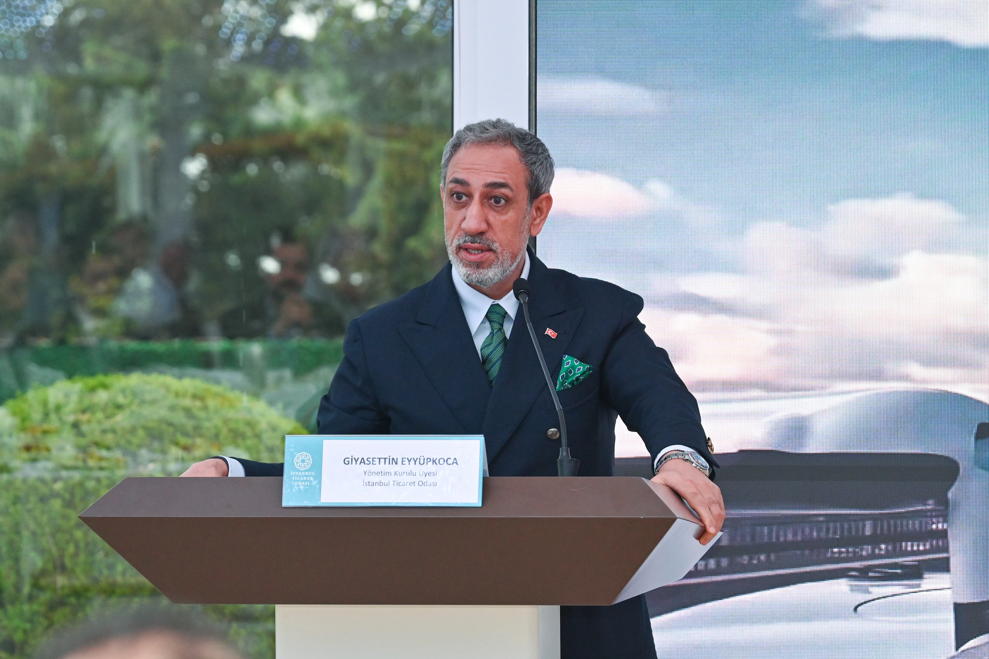 İstanbul gümrükleri dış ticaretin üçte birini sırtlıyor