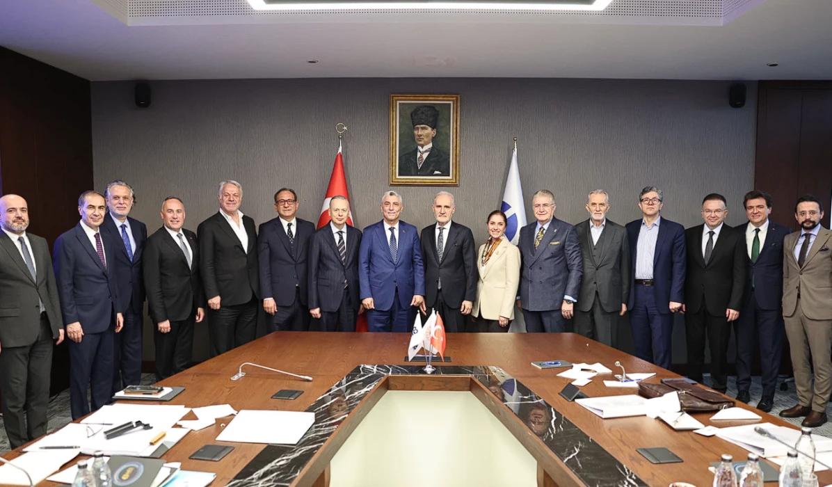 Hizmet ihracatında tarihi başarı: 63,5 milyar dolar fazla!