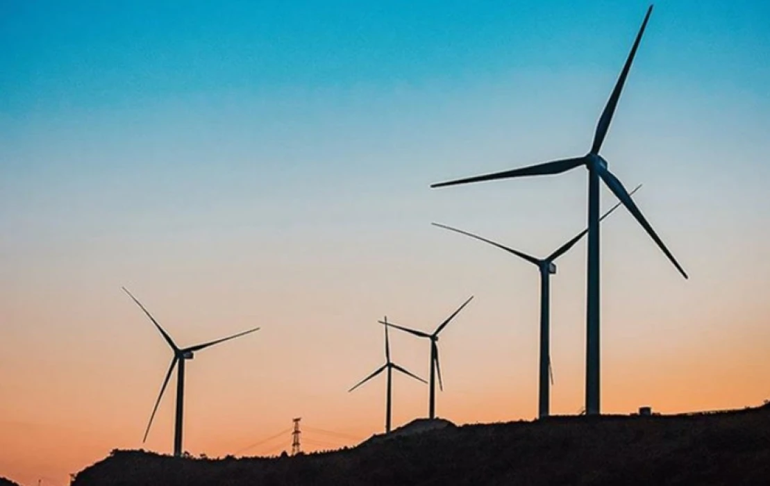 Dünya yeşil enerjiye yöneldi: Yapımı süren her 3 enerji projesinden 2'si temiz kaynaklı