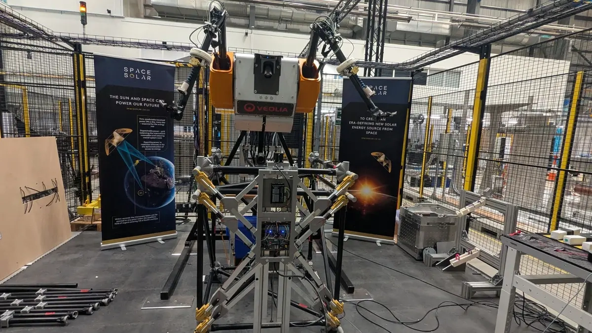 Uzayda robotlarla güneş enerjisi devrimi