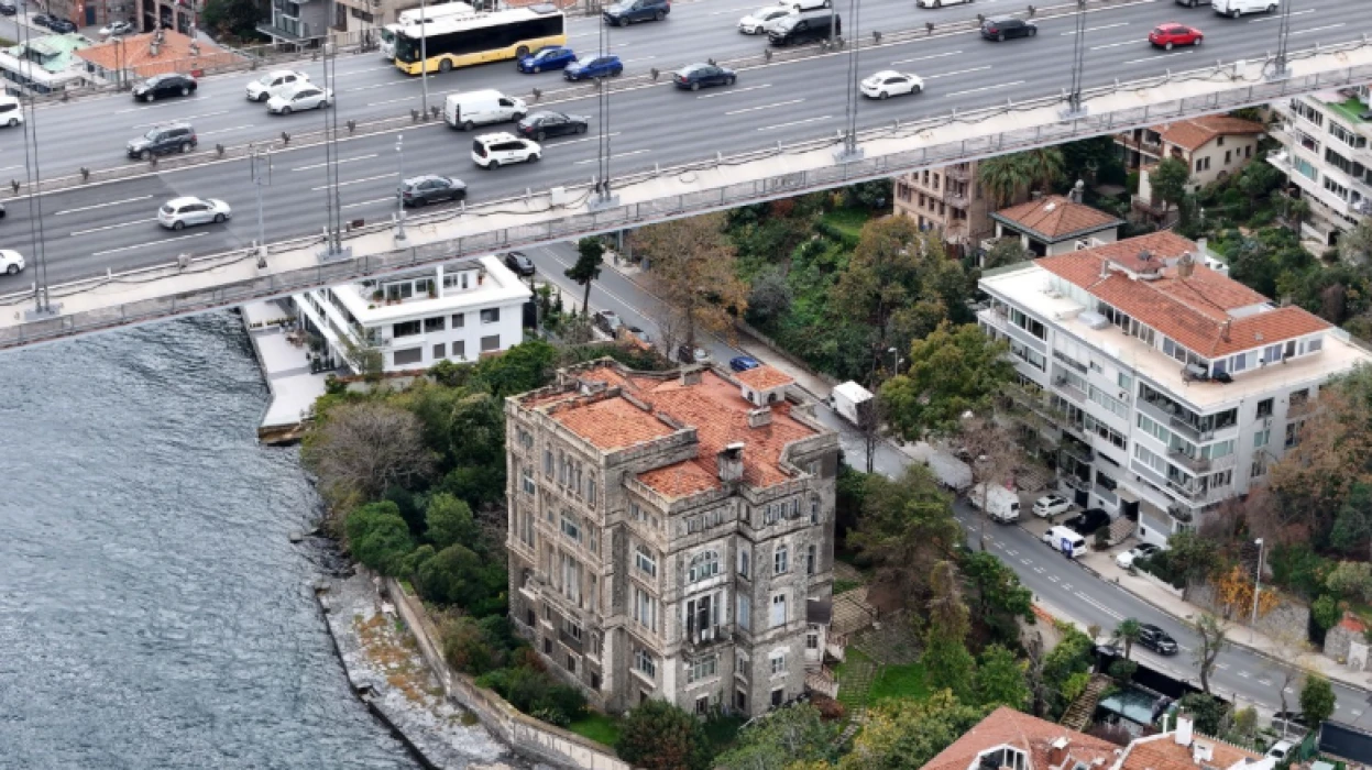 Boğaz’ın incisi satışta: 130 yıllık Zeki Paşa Yalısı alıcı bekliyor! Türkiye'nin en pahalı evi olarak biliniyor