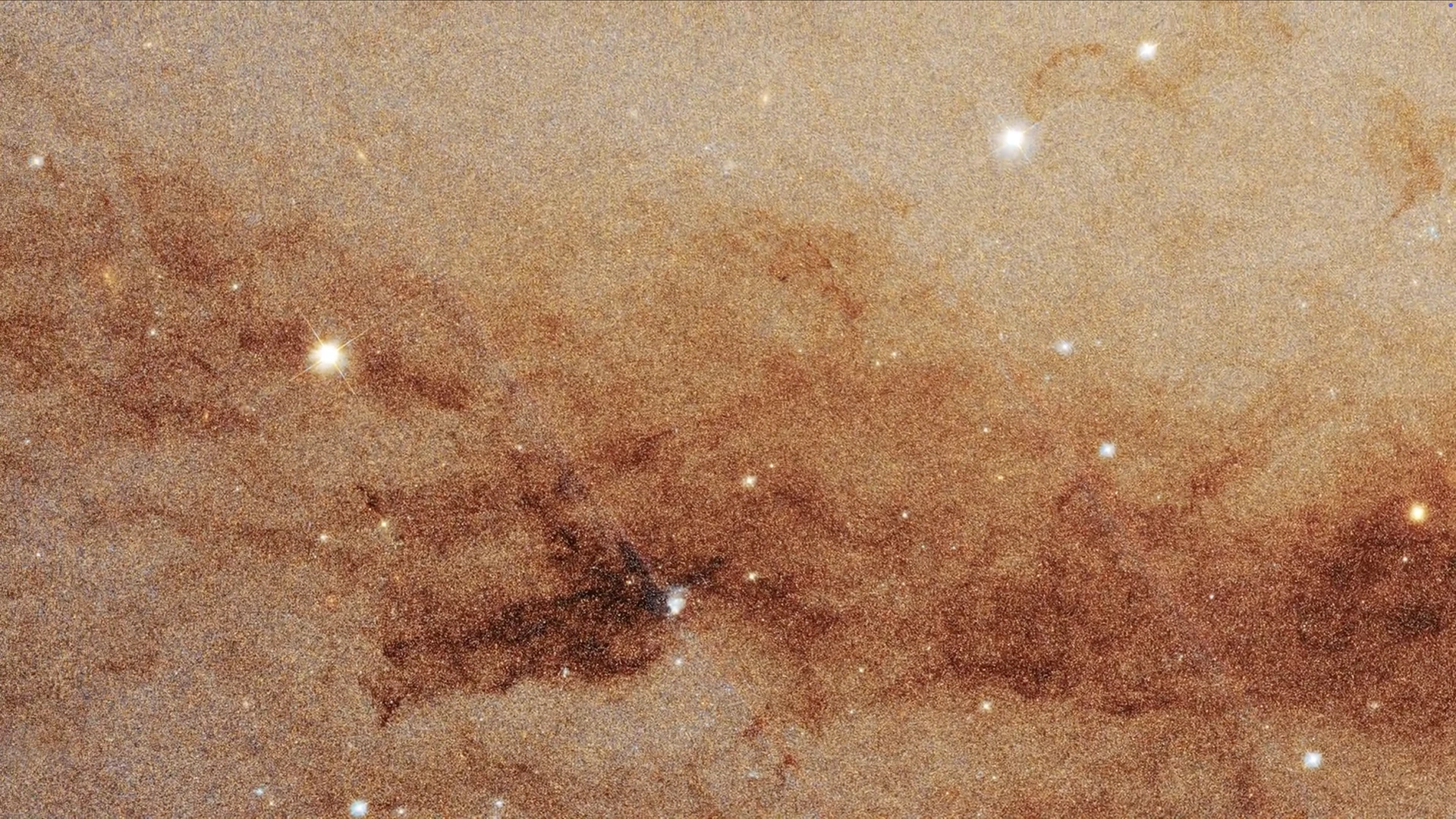 Hubble 'Altın gün doğumu'nu yakaladı: Dünya’dan 160.000 ışık yılı uzaklıkta