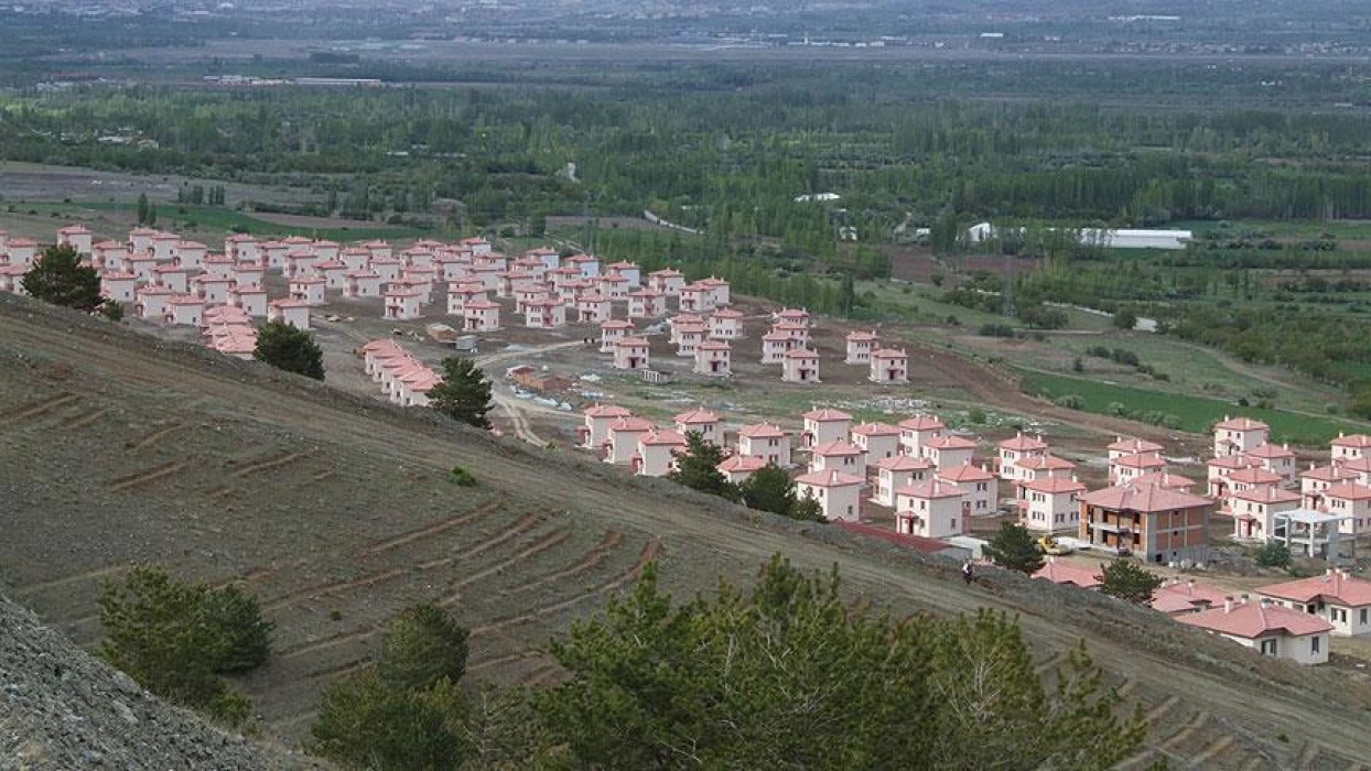 TOKİ'den 62 ilde arsa, konut ve işyeri satışı