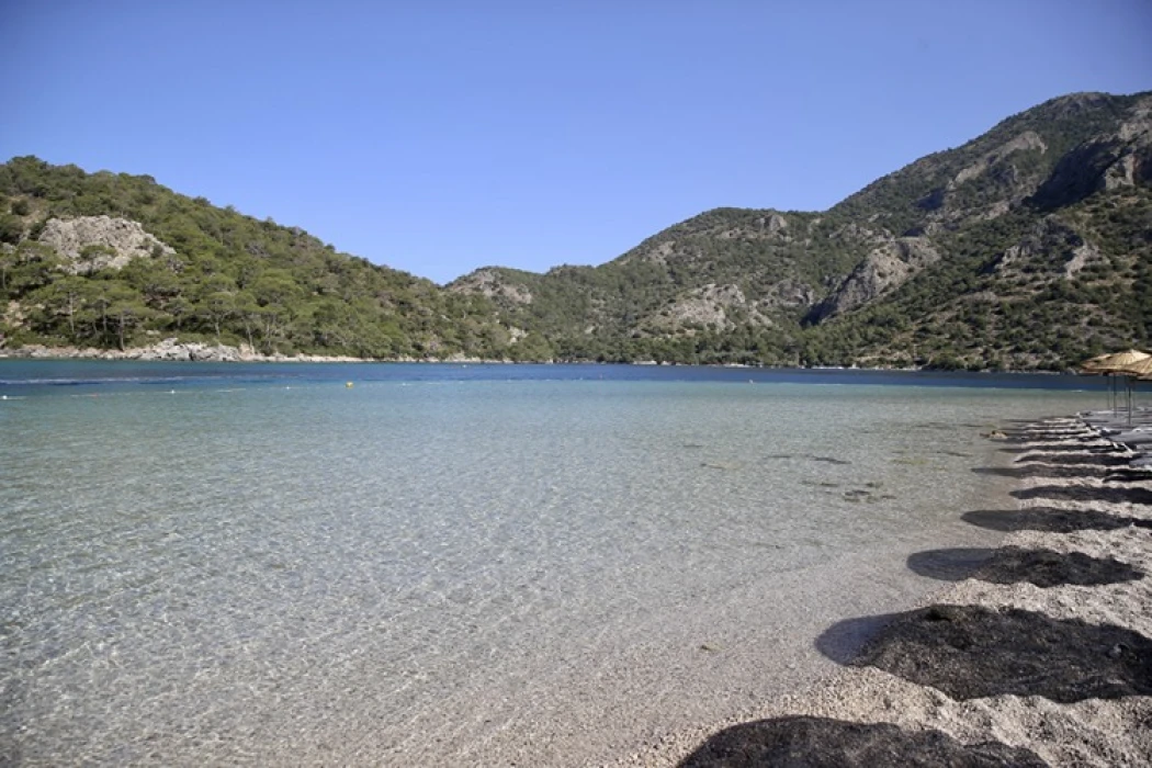Muğla'da 110 mavi bayraklı plaj turistlerin gözdesi oldu