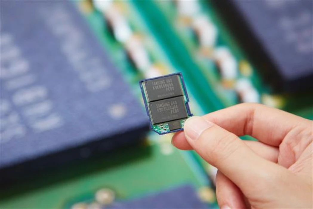 Yarı iletken sektöründe alarm: DRAM ve NAND rekora koşuyor