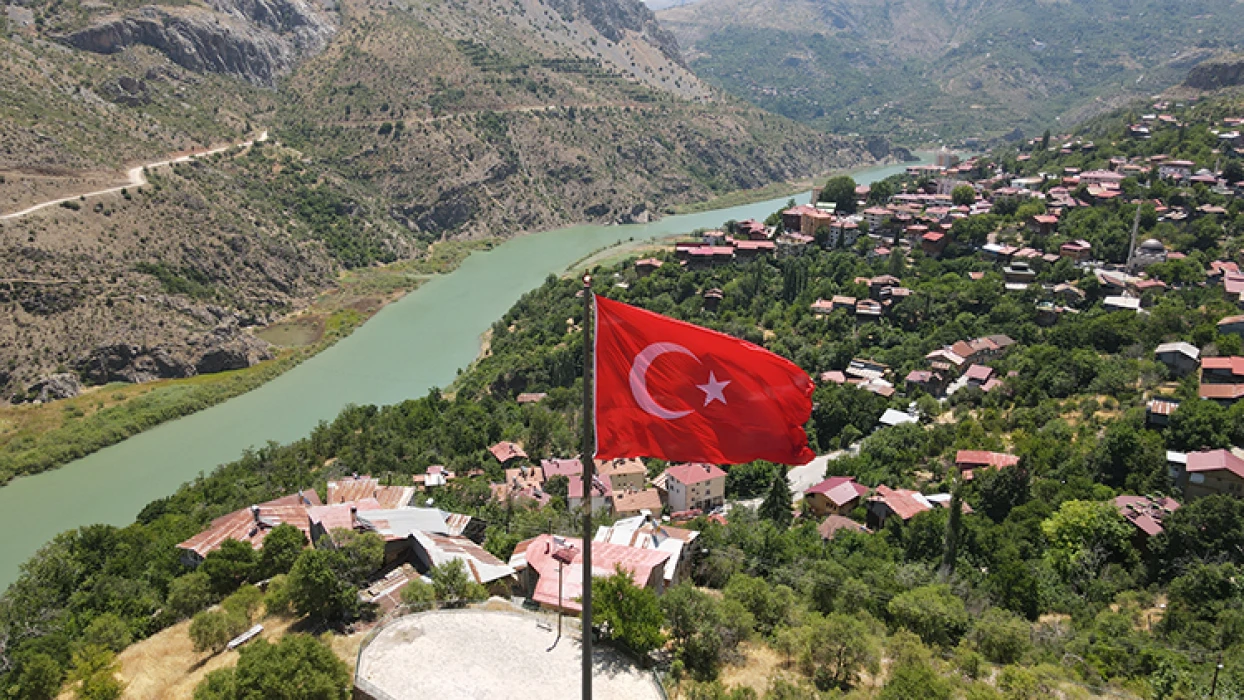 Kemaliye'nin turizm cazibesini fırsata çevirdi