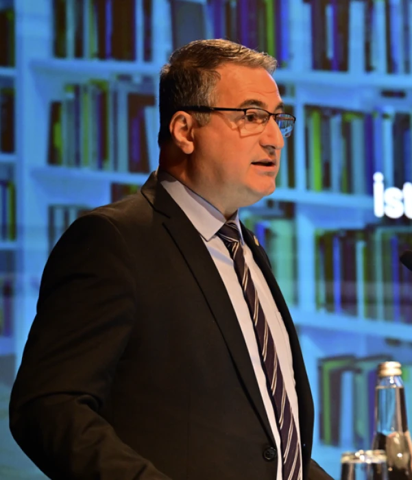 İstanbul Ticaret Üniversitesi'nden dikkat çeken etkinlik: İş dünyası okuyor! Şekib Avdagiç: Bu şehri hafızanıza nakşedin