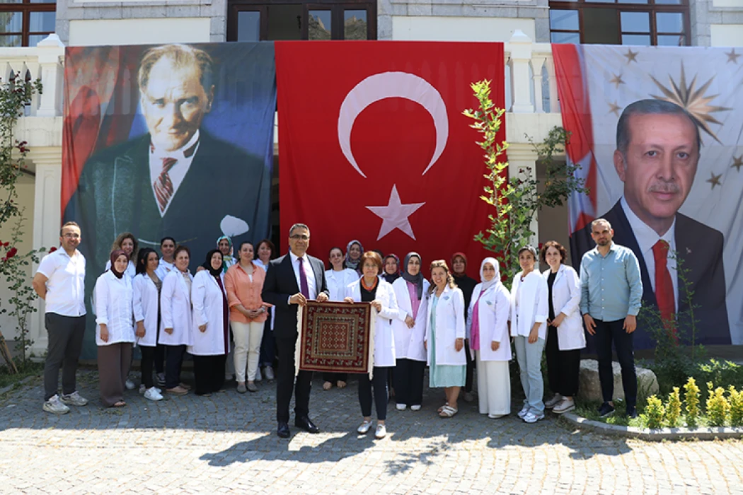Dünyada bilinen ilk halı olan Pazırık halısının benzeri Amasya'da üretildi