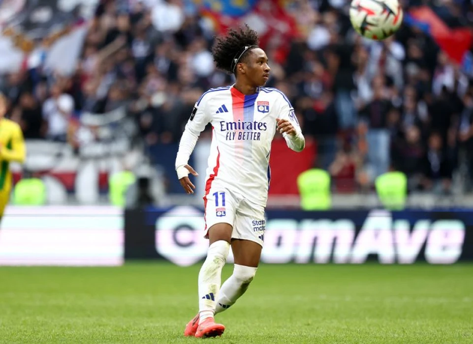 SON DAKİKA: Yıldız futbolcular serbest kalıyor! Lyon'un yetenekleri yeni takımlarını bekliyor