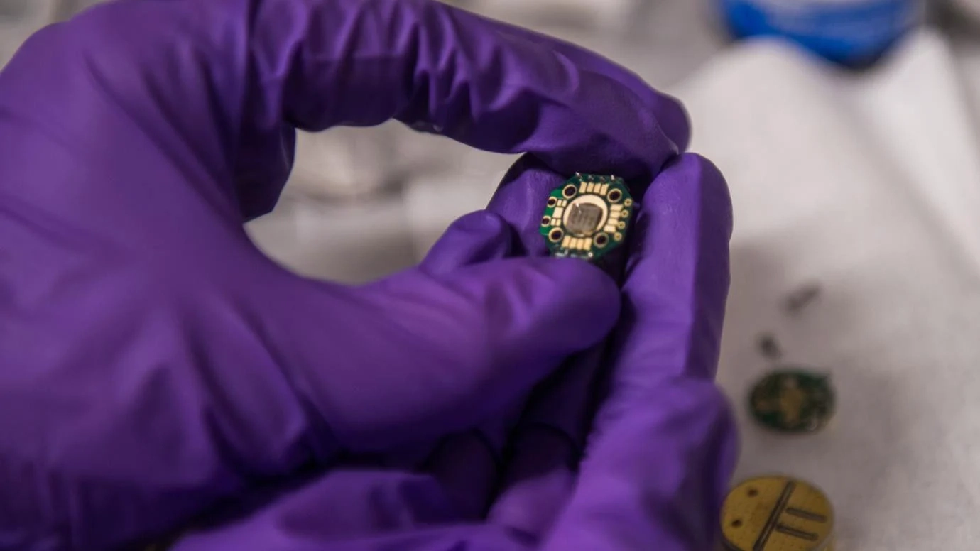 Kuantum teknolojisi ‘Transistör anı’na ulaştı: Ölçeklenme sorunu ve çözümü