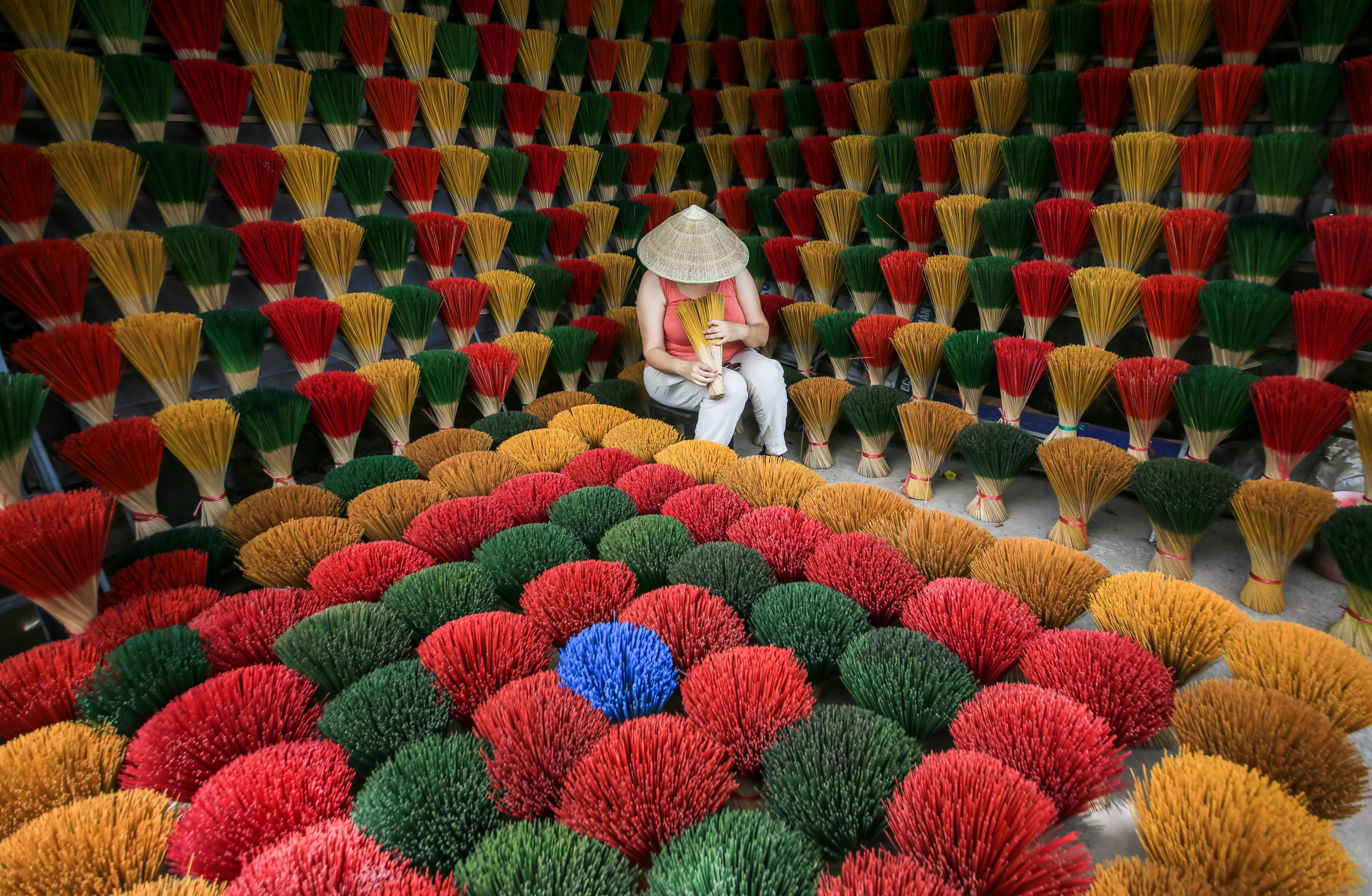 Vietnam’da 700 yıllık geleneği yaşatıyorlar