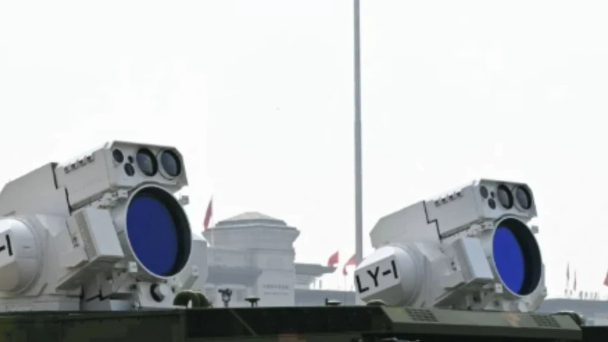 Gemi konuşlu lazer yarışı kızışıyor: LY-1 mi Helios mu?