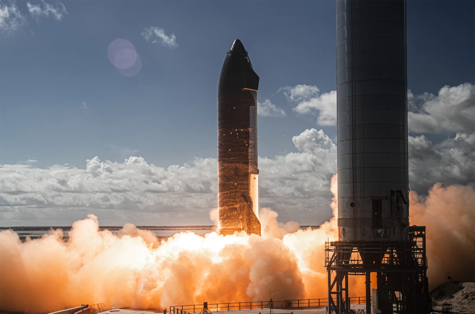 SpaceX’in Starship fırlatışı ertelendi: Mars ve Ay hayali tehlikede mi?