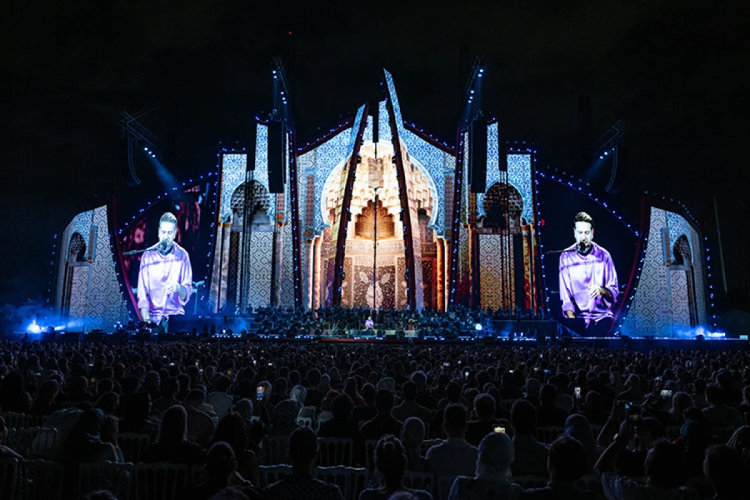 Dünyaca ünlü besteci ve müzisyen Sami Yusuf, İstanbul'da konser verdi