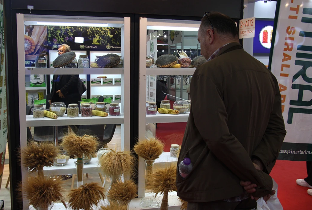 Tarımda yerli ve yabancı üreticiler yeni iş fırsatları için Antalya'da buluştu