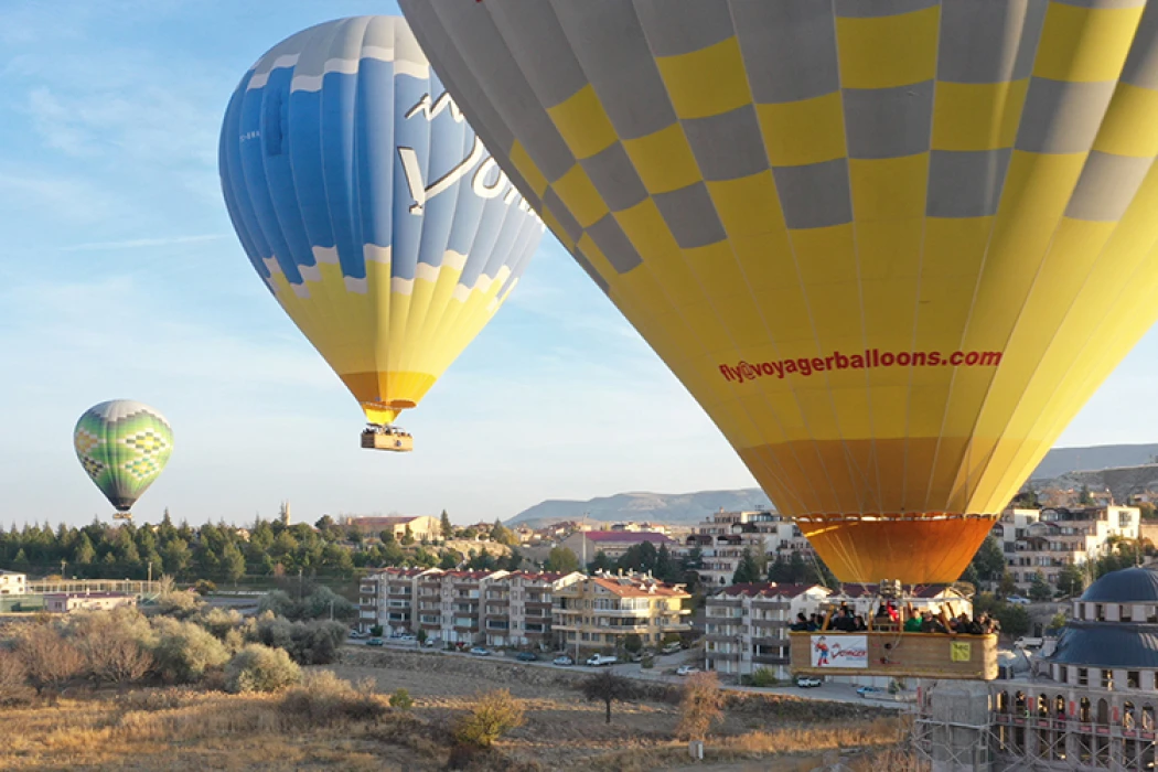 Nevşehir'de sıcak hava balonları öğretmenler için havalandı