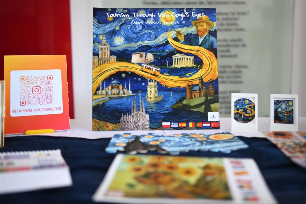 Lise öğrencileri Van Gogh'u "Türkiye ve Avrupa turu"na çıkardı