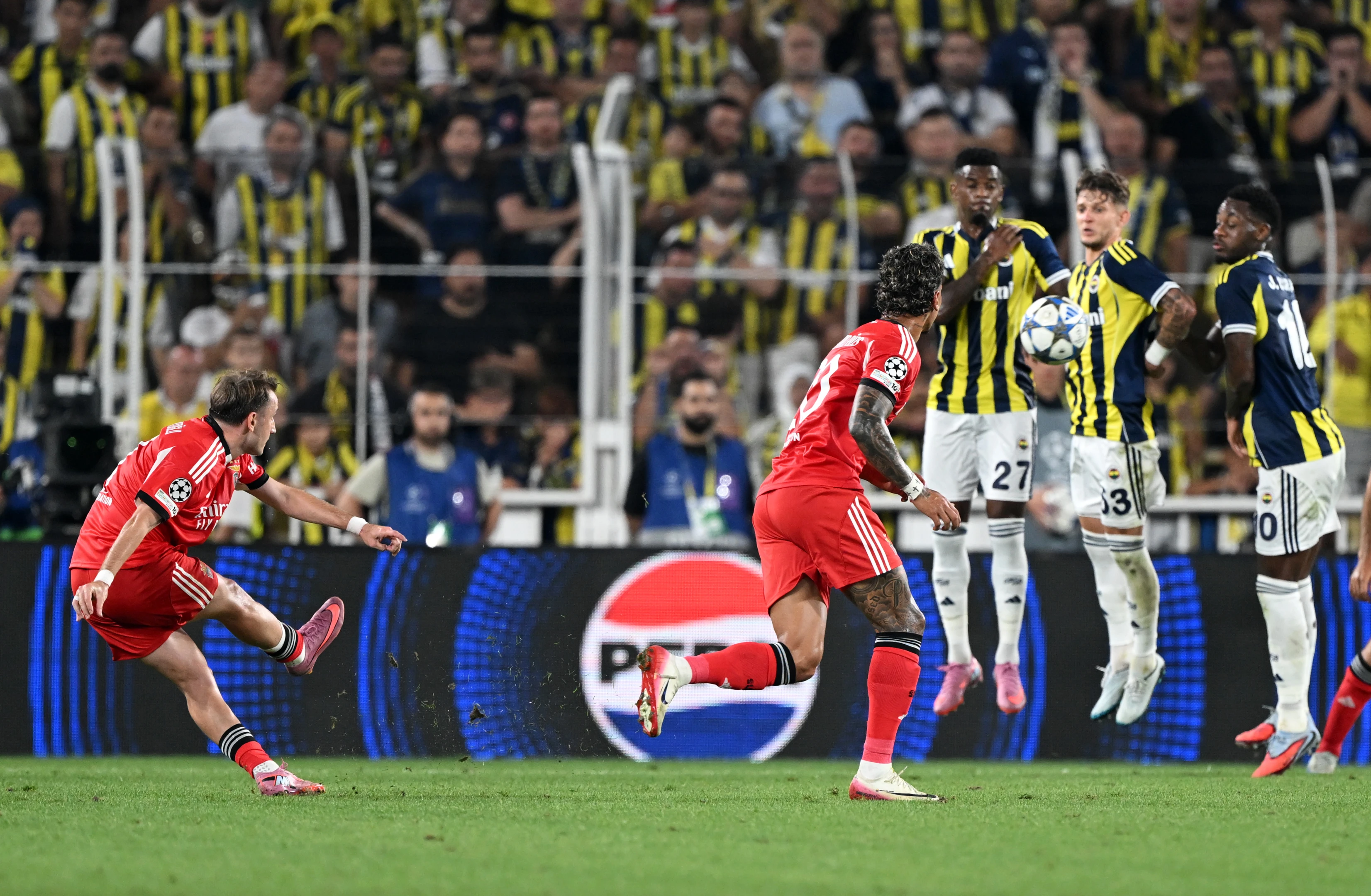 Benfica Fenerbahçe maçı hangi kanalda?
