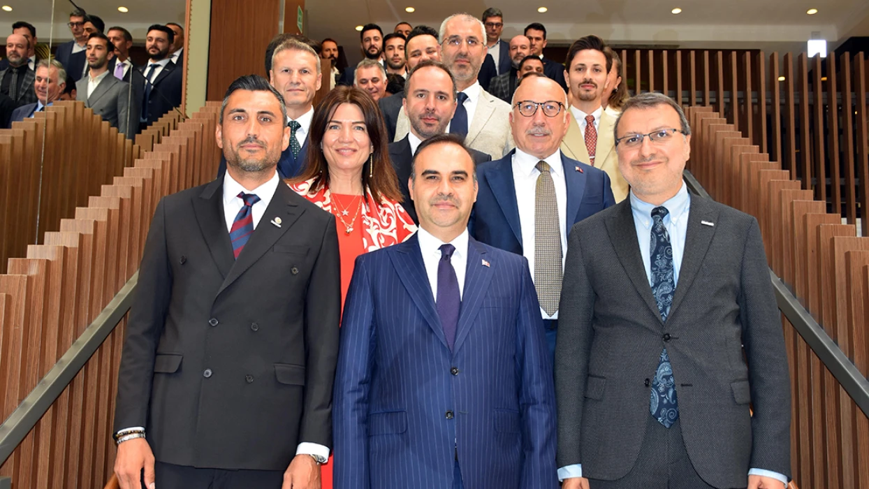 Bakan Kacır'dan Avrupa'ya mesaj: Güvenlik mimarisine katkımız olacak