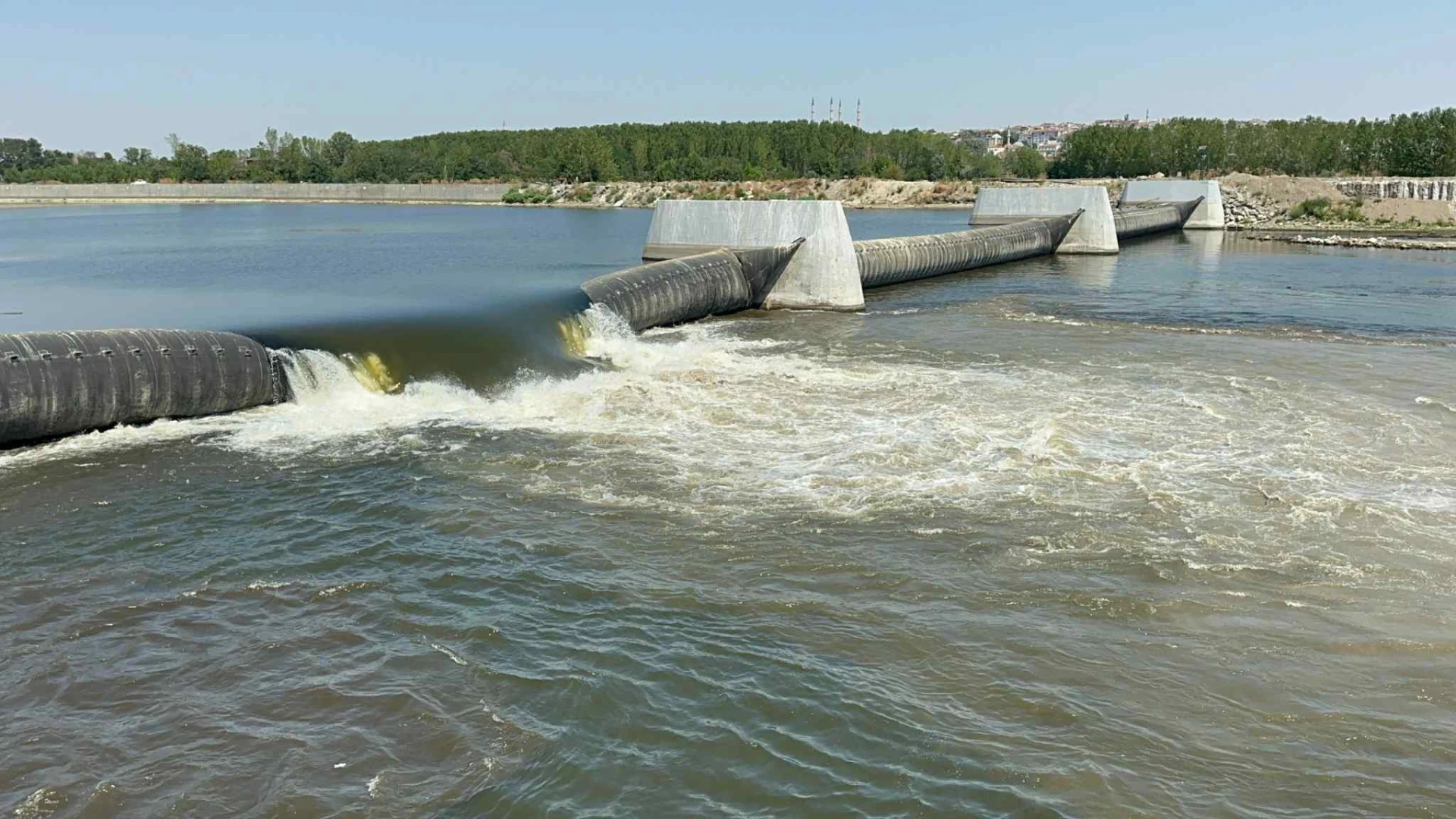 Meriç Nehri'ne can suyu: Hidroelektrik santralinden kuraklığa karşı destek