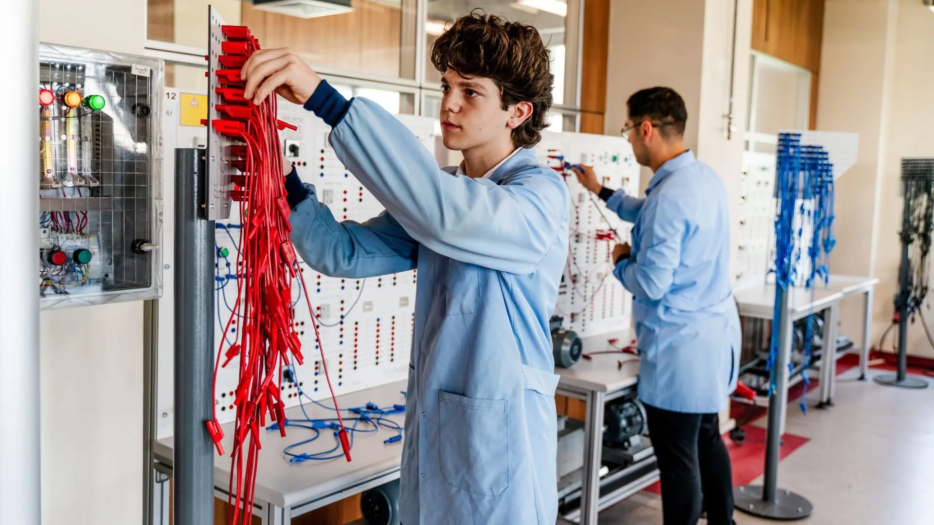 Kuantum internet rekoru: 100 kilometrede 'hacklenemez' şifreleme