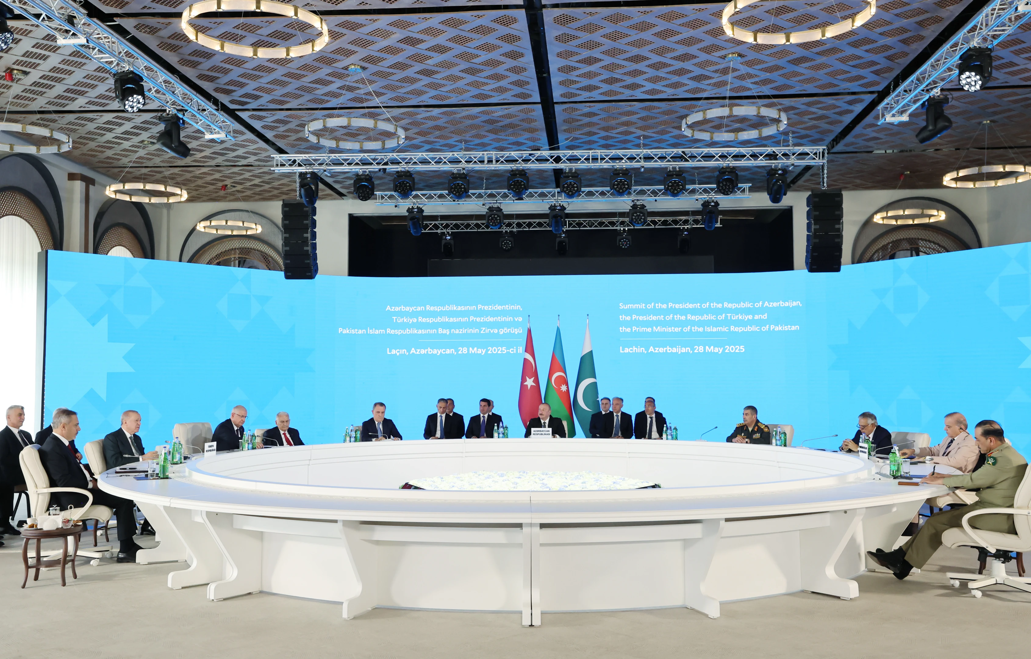 Türkiye-Azerbaycan-Pakistan'dan stratejik adımlar: Ticaret, Ulaştırma ve Savunma öncelikli